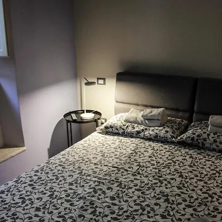 Luccastay 18 Appartement *