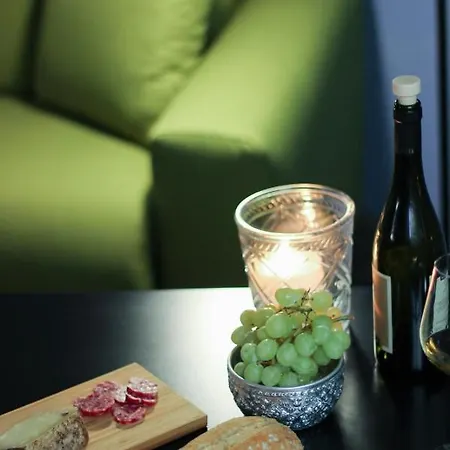 Luccastay 18 Appartement *