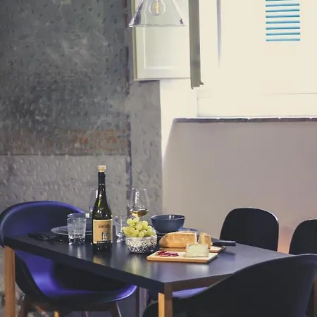 Luccastay 18 Appartement