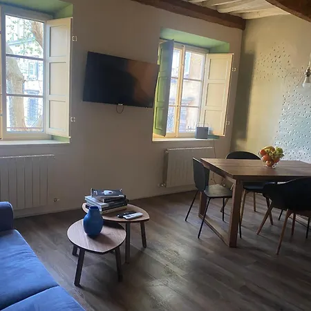 Appartement Luccastay 18 *